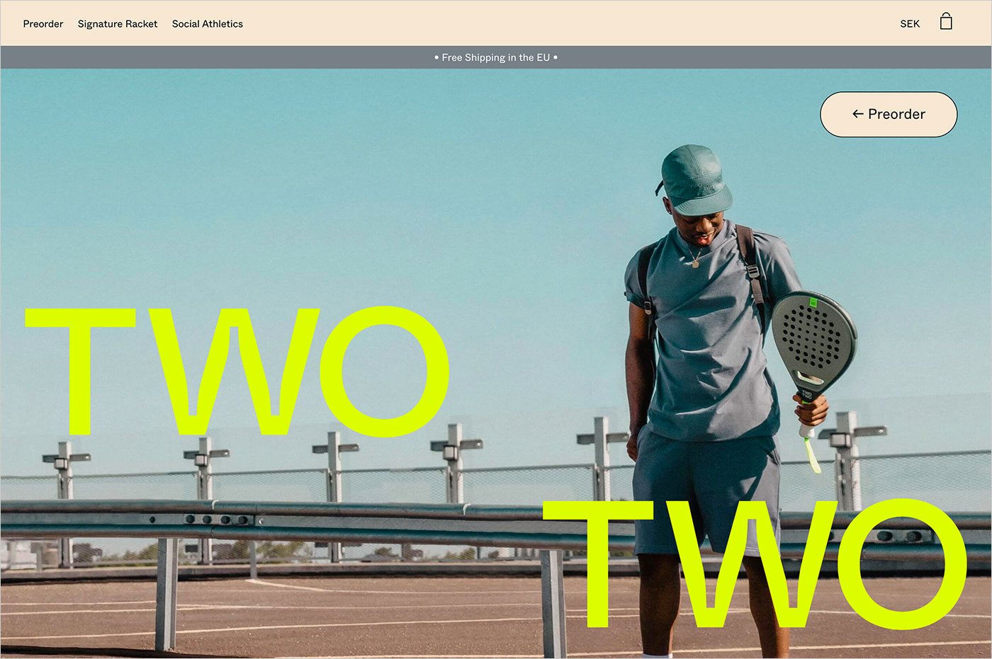 TWOTWO – A Social Athletics Companyウェブサイトの画面キャプチャ画像