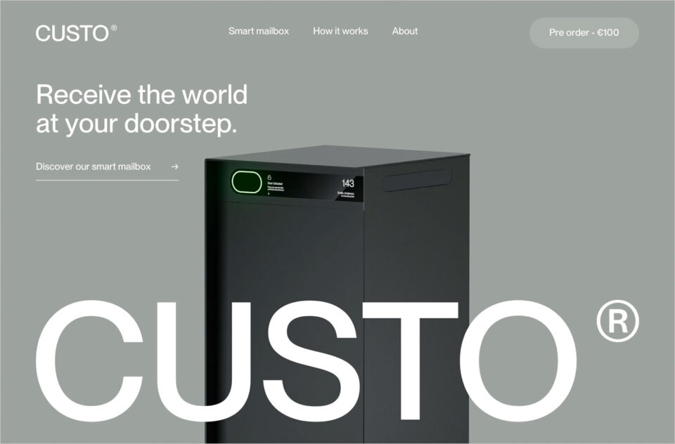 Custo: Bringing the world to your doorstep.ウェブサイトの画面キャプチャ画像